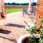 Assisium Farm stay *