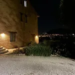 Assisium Farm stay *